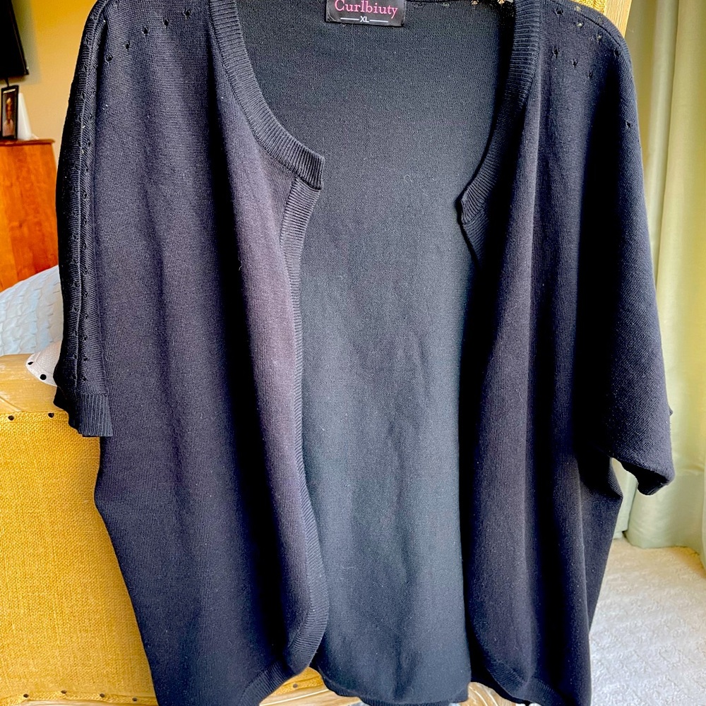 Short sleeve cardigan